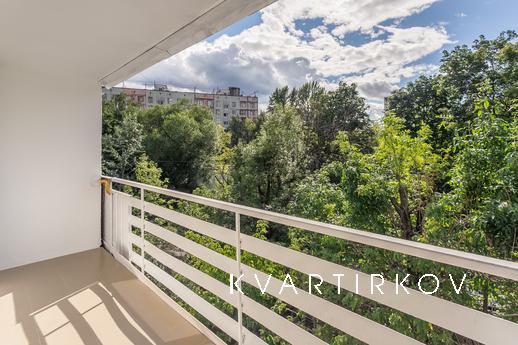 1-kk apartment with excellent renovation, Москва - квартира подобово