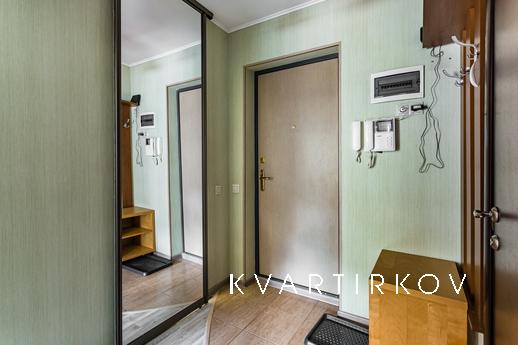 1-kk apartment with excellent renovation, Москва - квартира подобово