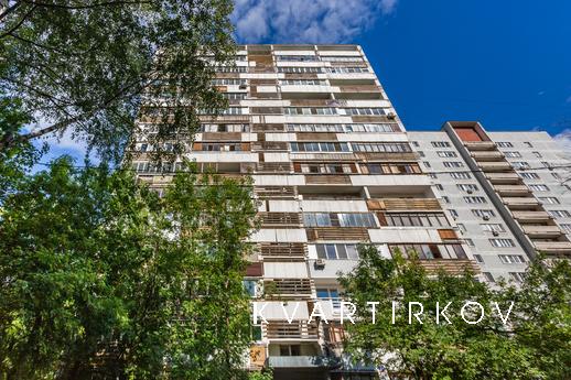 1-kk apartment with excellent renovation, Москва - квартира подобово