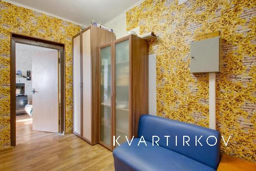 Cozy 1-kk apartment metro station Kakhov, Москва - квартира подобово