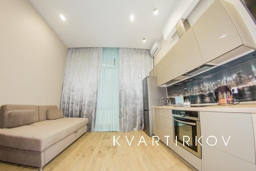 Arkadiya Hills Family Apartment, Odessa - apartment by the day