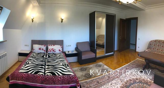 Посуточно улица Толбухина,  16-2, Кисловодск - квартира посуточно