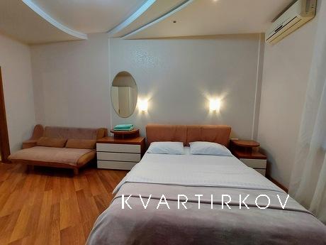 Heroes of Stalingrad 4 on the 2nd floor of a 14-storey brick