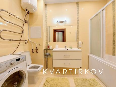 Heroiv Stalingrad Avenue 4.Obolon, Kyiv - apartment by the day