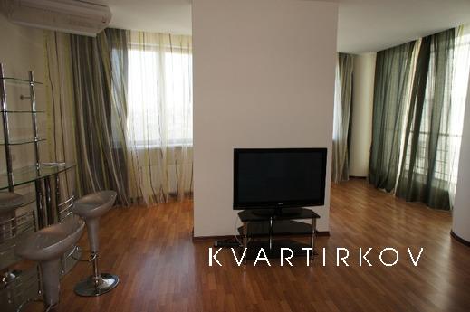 Apartment on Gorkogo 2a sea in 3 minutes, Anapa - apartment by the day