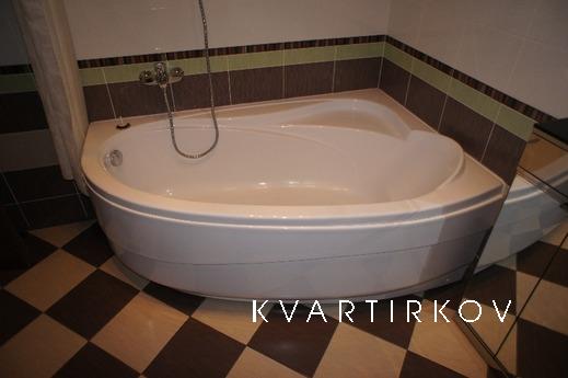 Apartment on Gorkogo 2a sea in 3 minutes, Anapa - apartment by the day