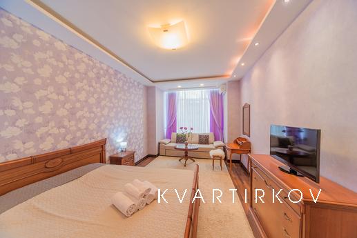 A pleasant stay - good memories!, Odessa - apartment by the day
