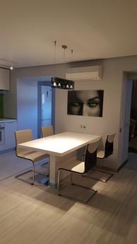 Beautiful apartment on Gorky 2 - the sea, Anapa - apartment by the day