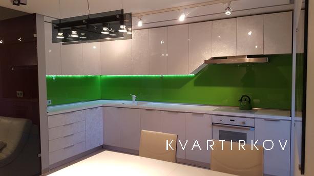 Beautiful apartment on Gorky 2 - the sea, Anapa - apartment by the day