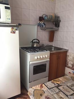 Rent 2-bedroom apartment in the area of, Berdiansk - apartment by the day