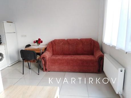 Rent an apartment in a private house, Odessa - apartment by the day