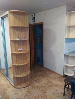 Rent an apartment studio near the sea, Berdiansk - apartment by the day