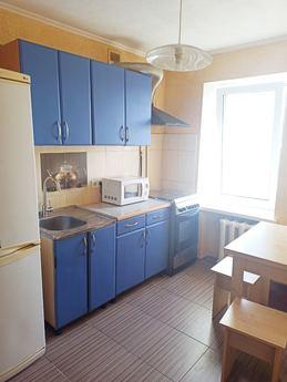 I will rent my 2-room apartments for a S, Chernomorsk (Illichivsk) - apartment by the day