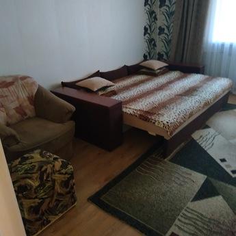 3х комнатная квартира в спальном районе, Черноморск (Ильичевск) - квартира посуточно