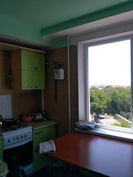 Sell my apartment, Chernomorsk (Illichivsk) - apartment by the day