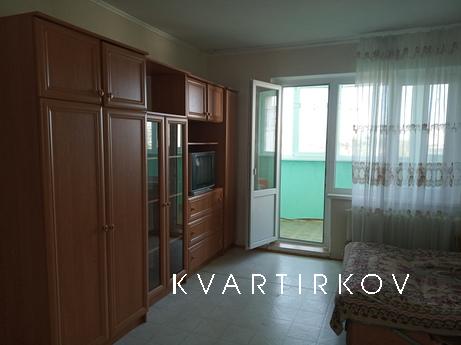 Rent 2-bedroom apartment close to the se, Yuzhny - apartment by the day