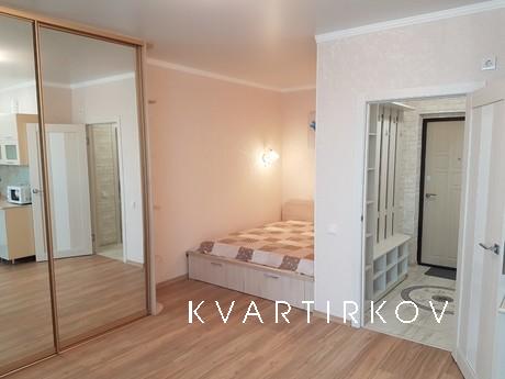 For rent studio apartment in a new build, Tyumen - apartment by the day