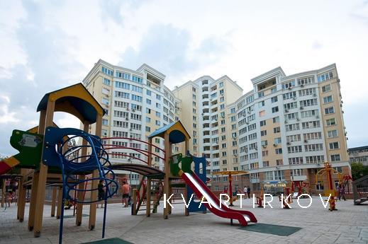 rent an excellent apartment in Victory P, Odessa - apartment by the day