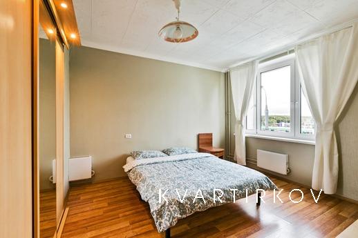 Уютная, чистая квартира в первом доме от метро Тропарево. Ря