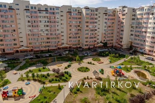 Exclusive 2-bedroom apartment near the s, Yuzhny - apartment by the day