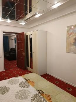 Двокімнатні апартаменти ЗолотоеКольцо, Донецьк - квартира подобово