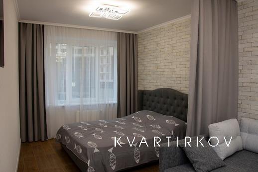 Rent 1 apartment in Arcadia, Odessa - apartment by the day