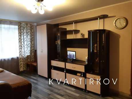 A clean, comfortable one-bedroom apartment, there is all the