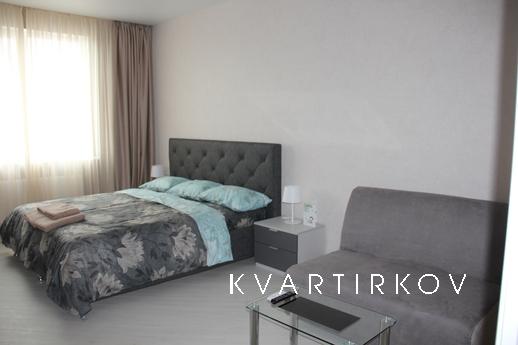 Deluxe Apartment 2, Odessa - apartment by the day