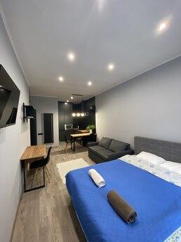 Unusual and very modern loft-style studio in 5th century fro