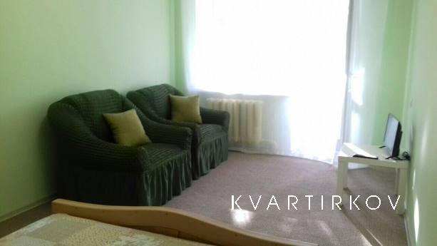 1-sq., 4 bedroom apartments on the emban, Ivano-Frankivsk - apartment by the day