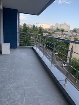 Curls 7 -2200 UAH ocean plaza for rent, Kyiv - apartment by the day