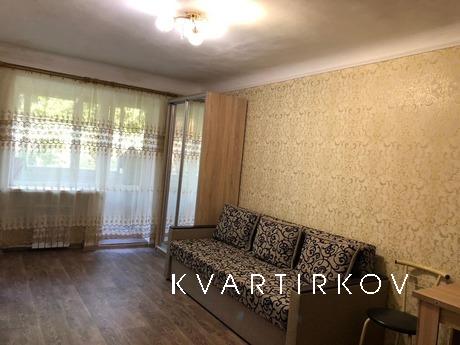 1 bedroom apartment in the very center of Kharkov near the N