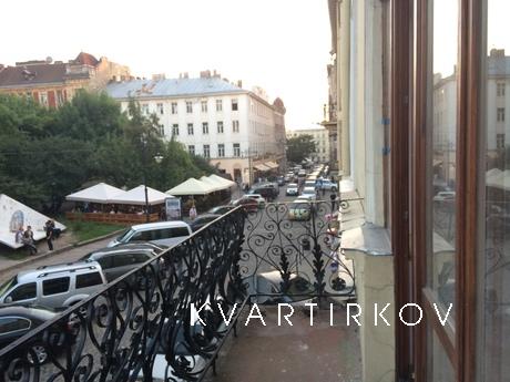 ROMANTIC Apartments-с балконом,ул Валова, Львов - квартира посуточно