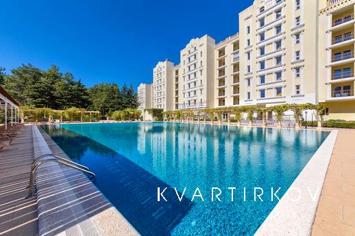 Делюкс апартаменты на берегу моря c басс, Геленджик - квартира посуточно