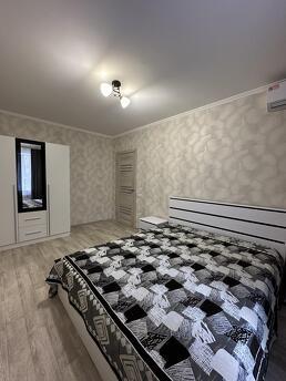 I'm looking for a 1-room luxury apartment, Kropyvnytskyi (Kirovohrad) - apartment by the day