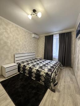 I'm looking for a 1-room luxury apartment, Kropyvnytskyi (Kirovohrad) - apartment by the day