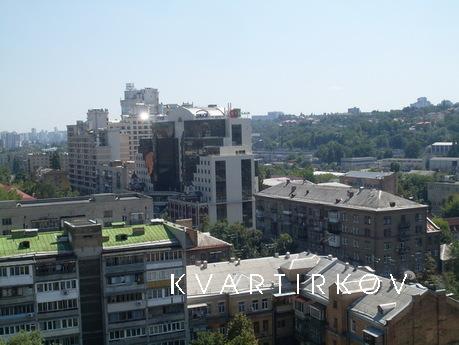Luxury complex 'Botanic Towers', Kyiv - apartment by the day