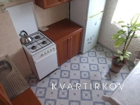 Cosy apartment 200 meters from the bus station, 300metrov fr
