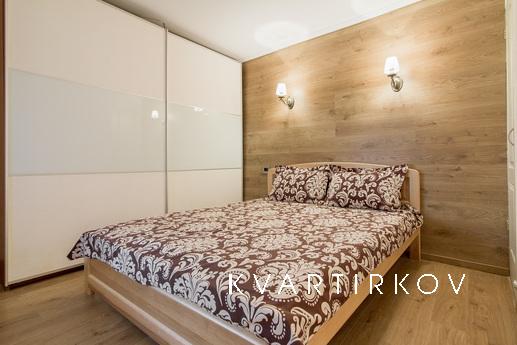 vip studio, Odessa - apartment by the day