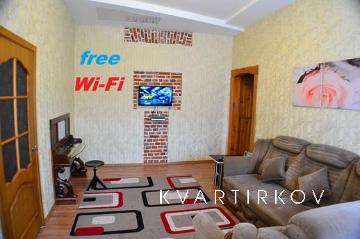 Rent an apartment in Dnepropetrovsk, Ukraine.
Nabereznaya Po