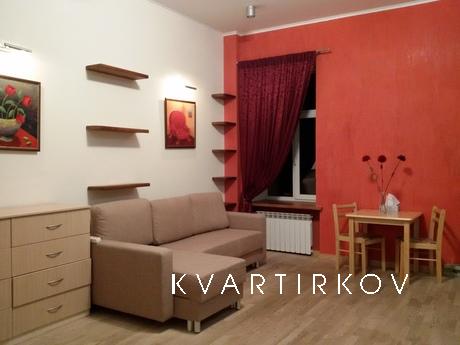 It awaits its guests luxurious, large studio apartment with 