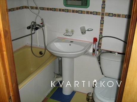 Apt. for daily rent . 300m to the beach, Sevastopol - apartment by the day