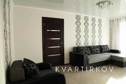 stylish apartment in center, Mykolaiv - apartment by the day
