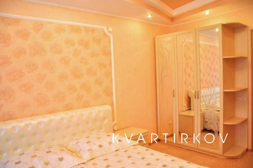 VIP-class apartment, Kyiv - apartment by the day