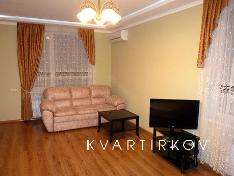1BR  Luxury apartment in the center, Sevastopol - apartment by the day