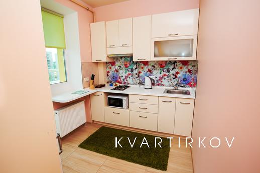 Rent 2-bedroom apartment!, Chernihiv - apartment by the day
