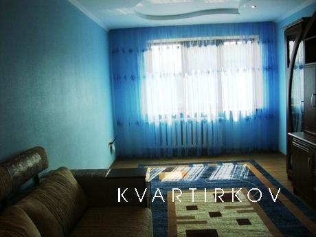 2-room apartment elegant apartments, Chernivtsi - apartment by the day