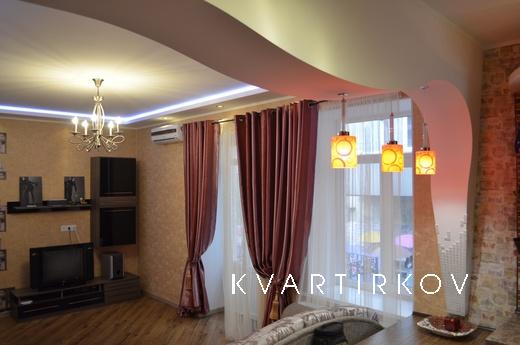 Stylish apartment in the center., Odessa - apartment by the day