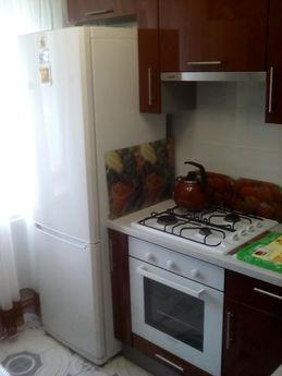 Rent comfortable quantitar, Berdiansk - apartment by the day