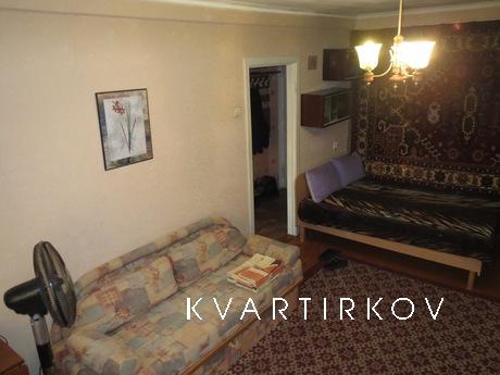 Квартира посуточно, недорого в центре, Николаев - квартира посуточно